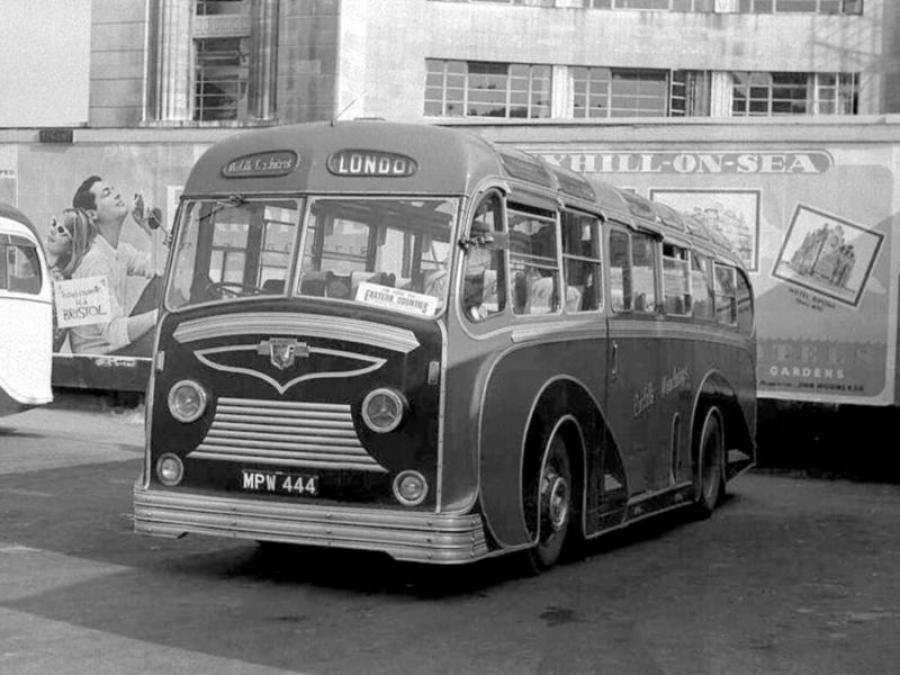  Leyland Royal Tiger PSU1/15 Churchill (C41C) 1951 года  (фото 1 из 1)